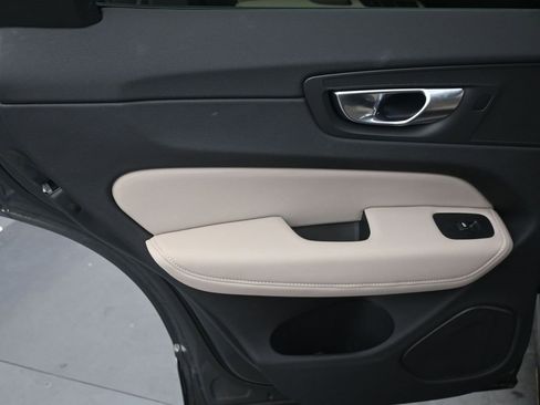 New 2026 Volvo XC60 B5 Core image 20