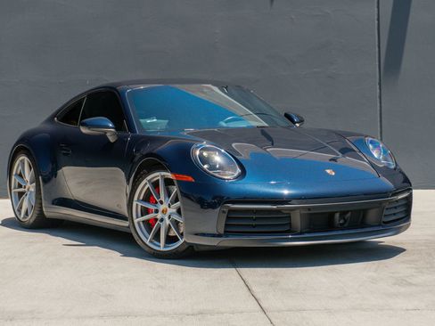 Used 2020 Porsche 911 Carrera S RWD image 5