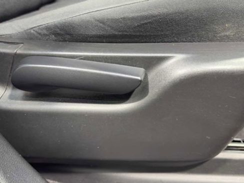 Used 2015 Jeep Grand Cherokee Laredo w/ Quick Order Package 23E RWD image 15