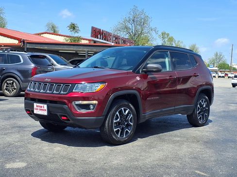 Used 2021 Jeep Compass Trailhawk AWD/4WD image 1
