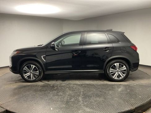 Used 2025 Mitsubishi Outlander Sport SE image 4