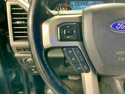 Used 2018 Ford F150 Platinum w/ Equipment Group 701A Luxury image 25