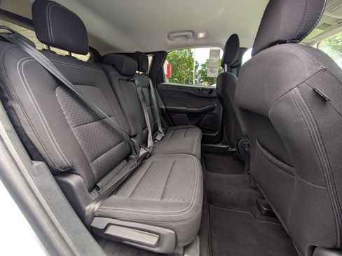 Used 2025 Ford Escape Active AWD/4WD image 29