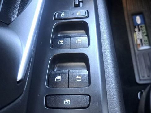 Used 2023 Hyundai Tucson SE image 15