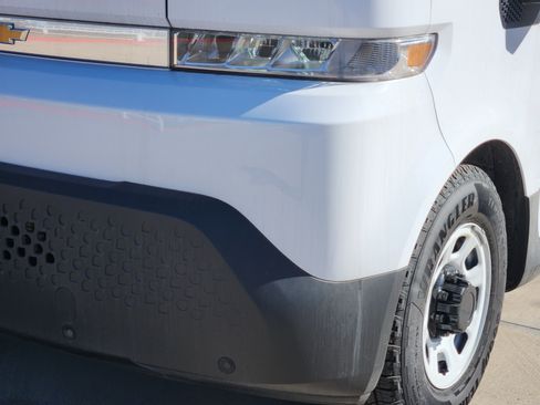 New 2025 Chevrolet Brightdrop 600 image 16