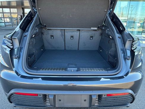 New 2026 Porsche Macan 4 Electric AWD/4WD image 10