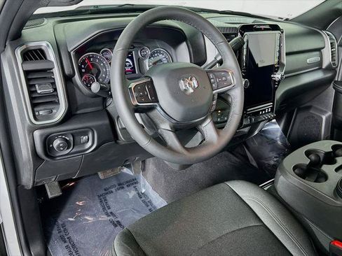 Certified 2026 RAM 2500 Big Horn AWD/4WD image 9