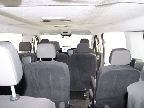 Used 2023 Ford Transit 350 XLT image 22