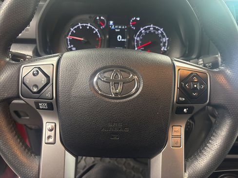 Used 2022 Toyota 4Runner SR5 image 14