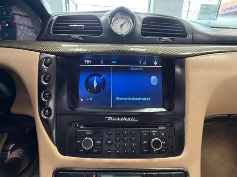 Used 2013 Maserati GranTurismo Sport RWD image 39