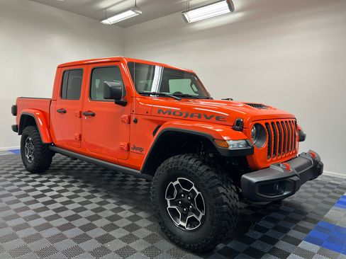 Used 2023 Jeep Gladiator Mojave w/ Cold Weather Group image 1