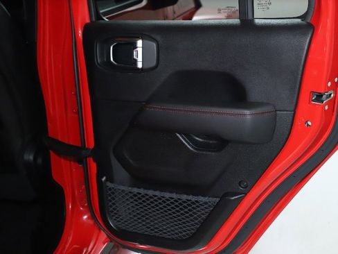 Used 2020 Jeep Gladiator Rubicon image 30