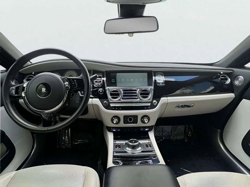 Used 2017 Rolls-Royce Wraith Base image 5