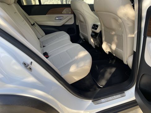 Certified 2024 Mercedes-Benz GLE 450 4MATIC image 43
