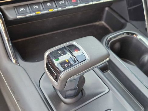 Used 2024 GMC Sierra 1500 AT4X image 32