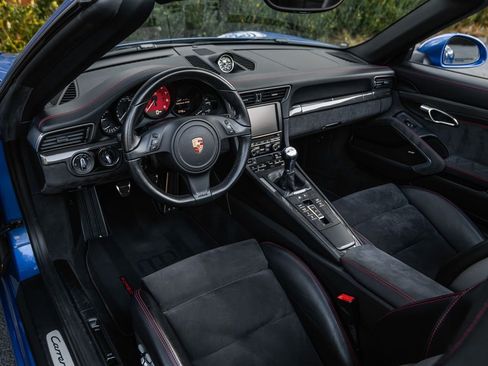 Used 2016 Porsche 911 Cabriolet image 14