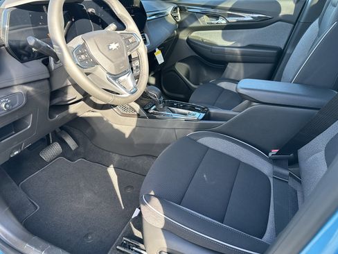 New 2026 Chevrolet TrailBlazer LT w/ Convenience Package image 9