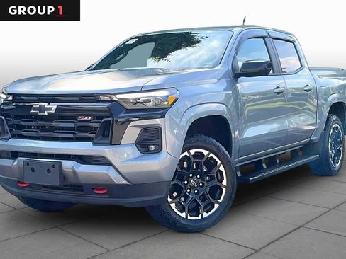 Used 2026 Chevrolet Colorado Z71 w/ Technology Package AWD/4WD image 1