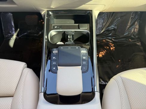 Certified 2022 Mercedes-Benz GLB 250 4MATIC image 15