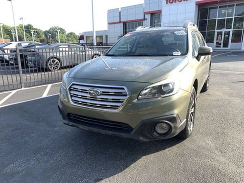 Used 2017 Subaru Outback 2.5i Limited AWD/4WD image 4