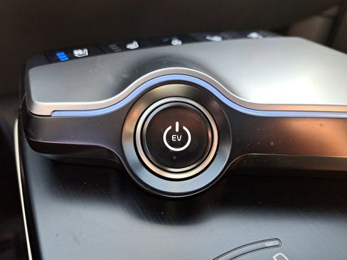 Used 2025 Kia EV6 GT-Line image 29