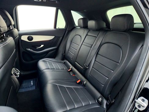 Certified 2022 Mercedes-Benz GLC 300 image 21