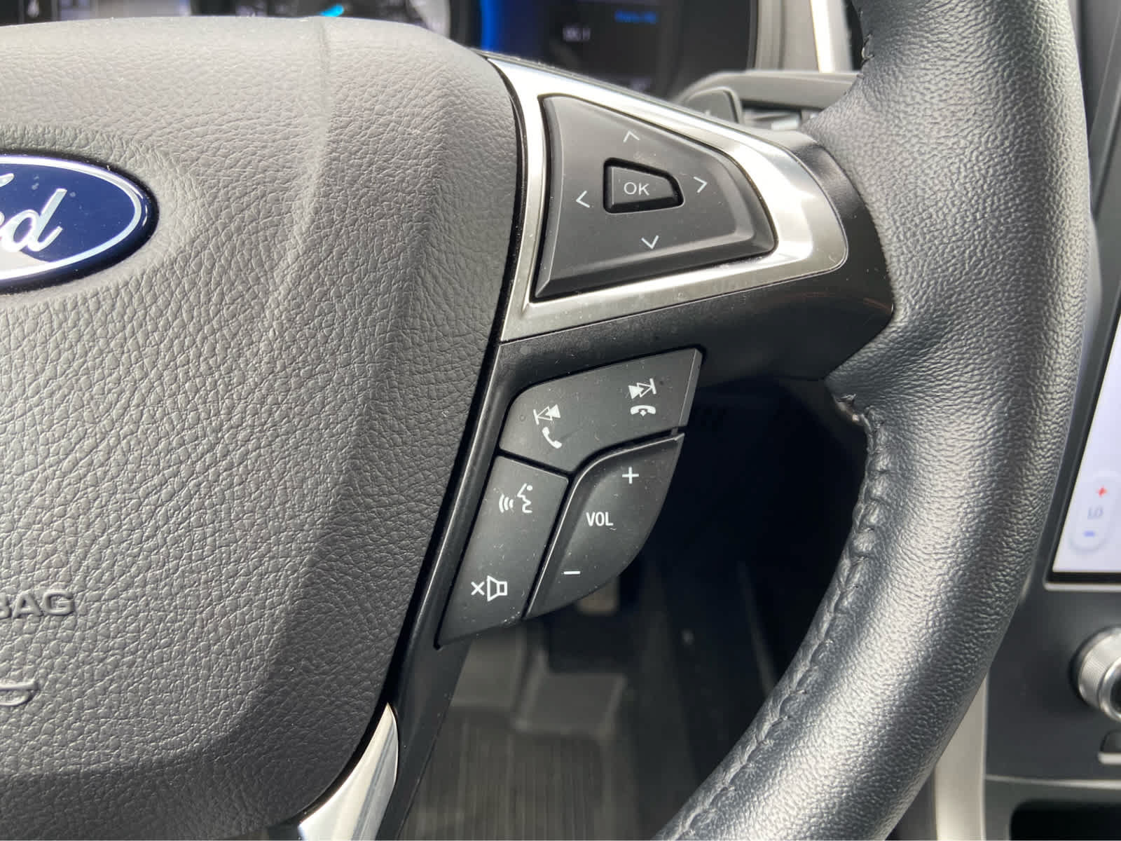 Used 2023 Ford Edge SEL w/ Convenience Package AWD/4WD image 20