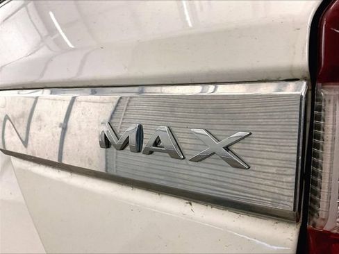 Used 2020 Ford Expedition Max XLT w/ Equipment Group 202A AWD/4WD image 13