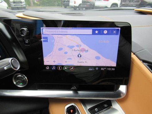 Used 2020 Chevrolet Corvette Stingray Preferred Cpe w/ 2LT Preferred Equipment Group RWD image 28