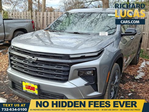 New 2026 Chevrolet Traverse LT image 1