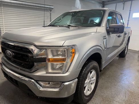 Used 2021 Ford F150 XLT image 1