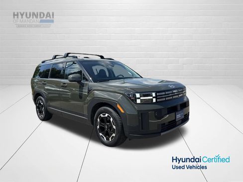 Used 2025 Hyundai Santa Fe SEL AWD/4WD image 2