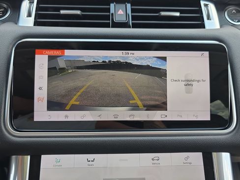 Used 2019 Land Rover Range Rover Sport HSE AWD/4WD image 25