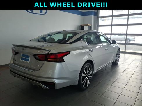 Used 2019 Nissan Altima 2.5 Platinum image 5