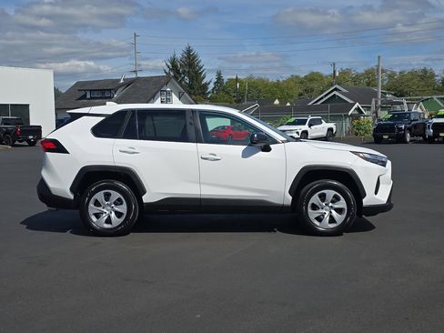 Certified 2024 Toyota RAV4 LE image 7