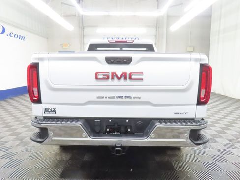 Used 2023 GMC Sierra 1500 SLT w/ SLT Convenience Package image 38