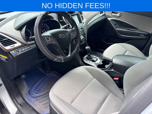 Used 2017 Hyundai Santa Fe SE w/ Cargo Package FWD image 9
