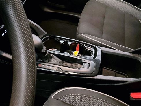 Used 2021 Chevrolet TrailBlazer LT image 17