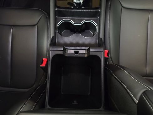 New 2026 Jeep Grand Cherokee L Limited AWD/4WD image 16