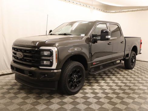 Used 2024 Ford F250 Lariat w/ Lariat Ultimate Package AWD/4WD image 1