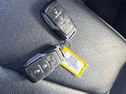 Used 2025 RAM 1500 Laramie w/ Bed Utility Group AWD/4WD image 5