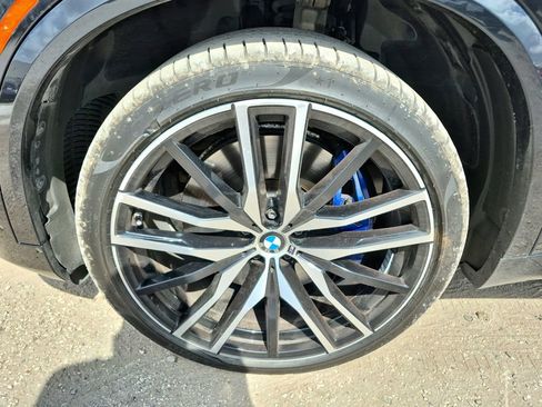 Used 2021 BMW X5 M50i image 9