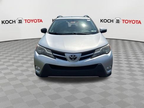 Used 2015 Toyota RAV4 XLE AWD/4WD image 2