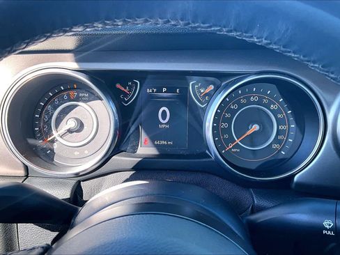 Used 2018 Jeep Wrangler Unlimited Sport S image 25