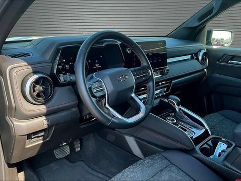 Used 2026 Chevrolet Colorado Z71 AWD/4WD image 17