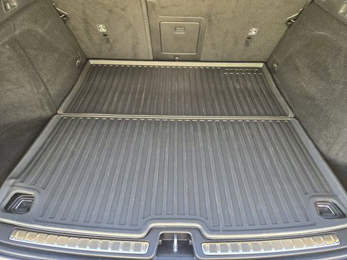 Certified 2023 Volvo V60 B5 Cross Country Plus w/ Climate Package image 43