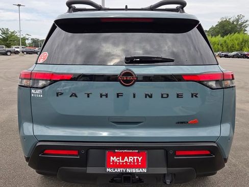 New 2026 Nissan Pathfinder Rock Creek AWD/4WD image 5
