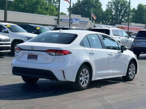 Used 2026 Toyota Corolla LE FWD image 7