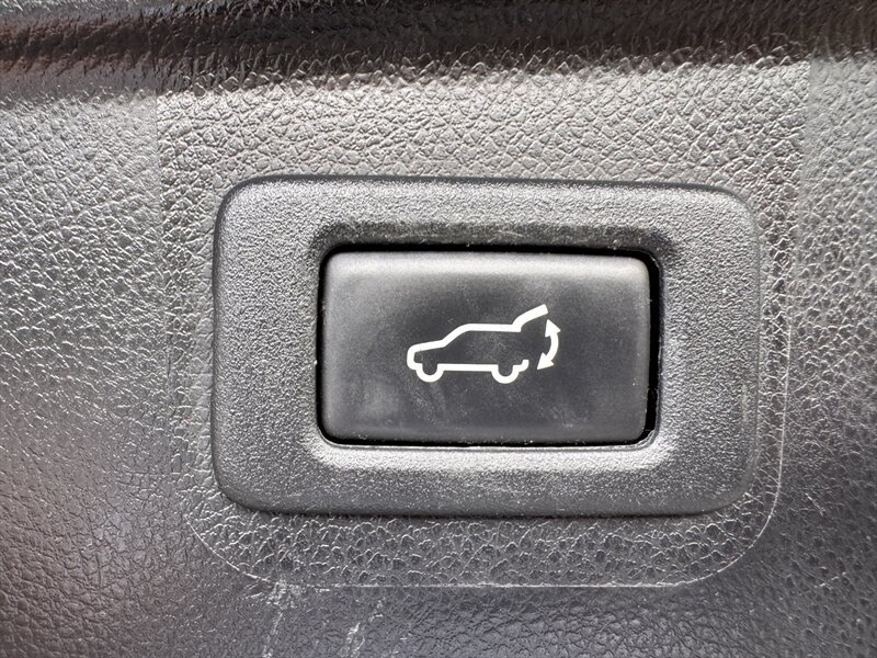 Used 2016 Subaru Outback 2.5i Premium AWD/4WD image 28