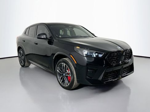 New 2026 BMW X2 xDrive28i image 3